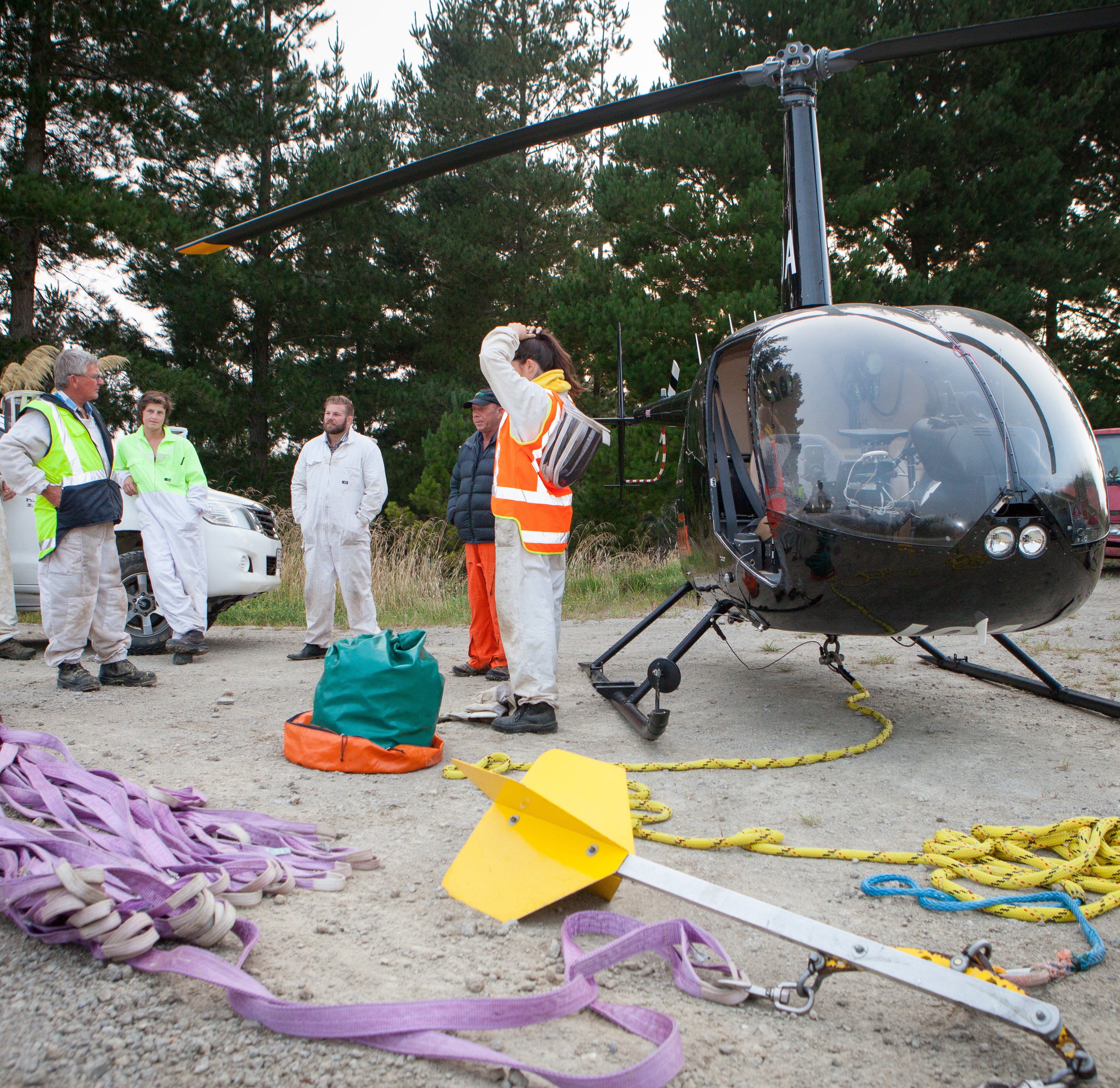 manuka honey helicopter pilot