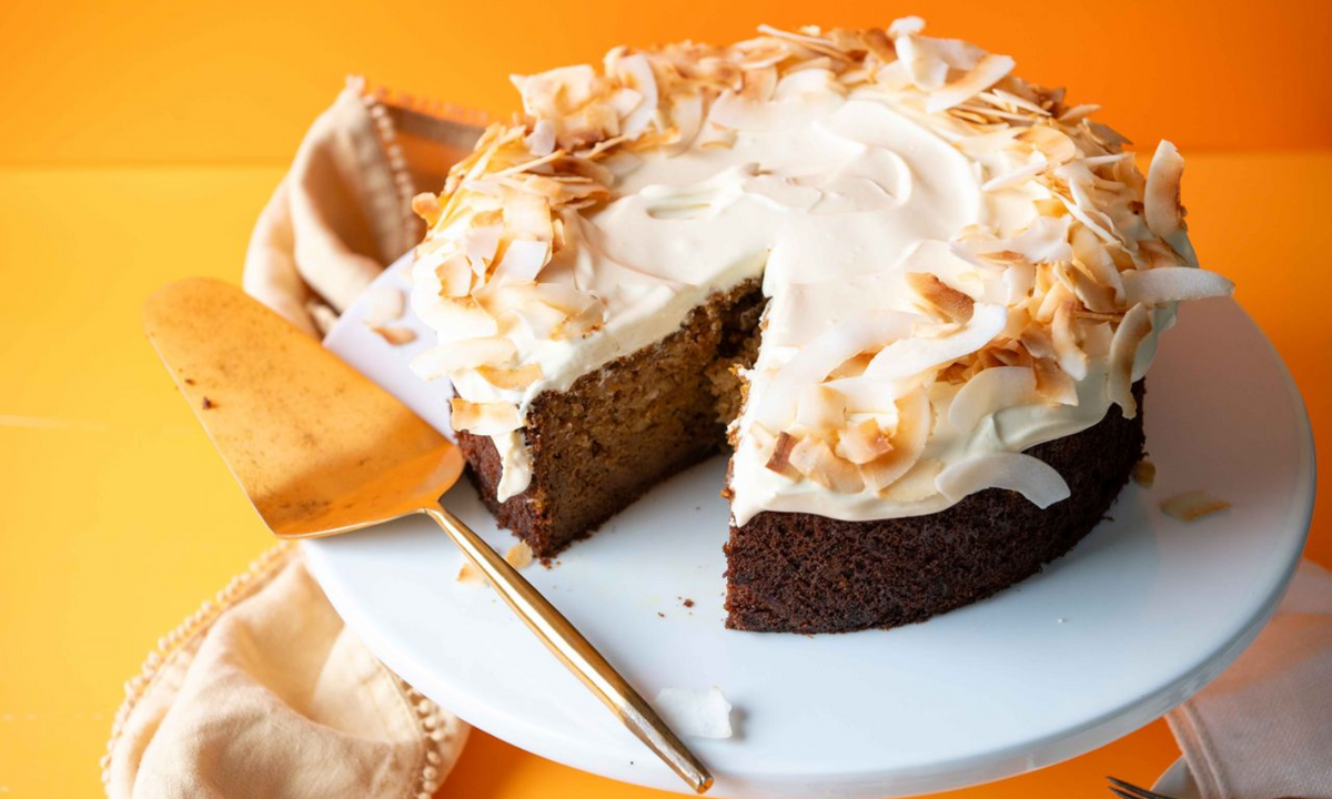 Sugar vs Honey - A Simple Honey Baking Conversion Guide